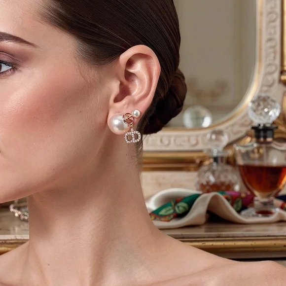 Dior Tribales Earrings
Pink-Finish Metal with Pink Resin Pearl and Crystals - Picture 3 of 16